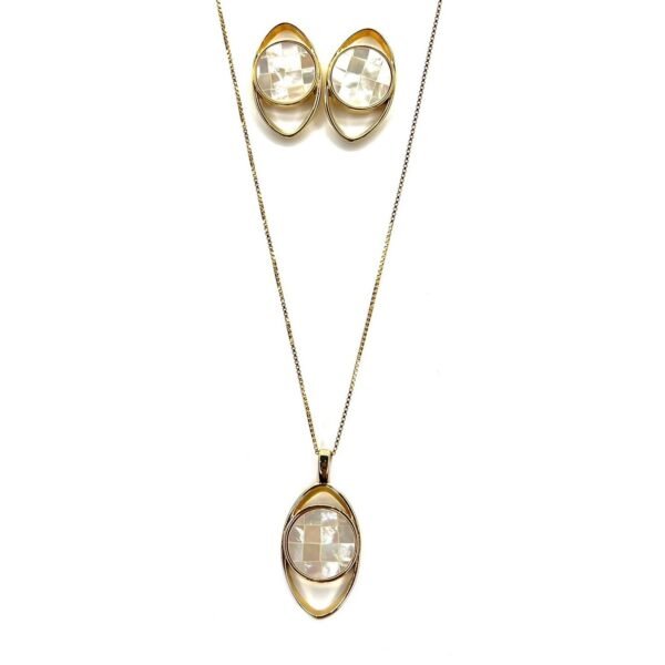 Conjunto Oval Detalhe Vazado Madrepérola Banho Ouro 18k